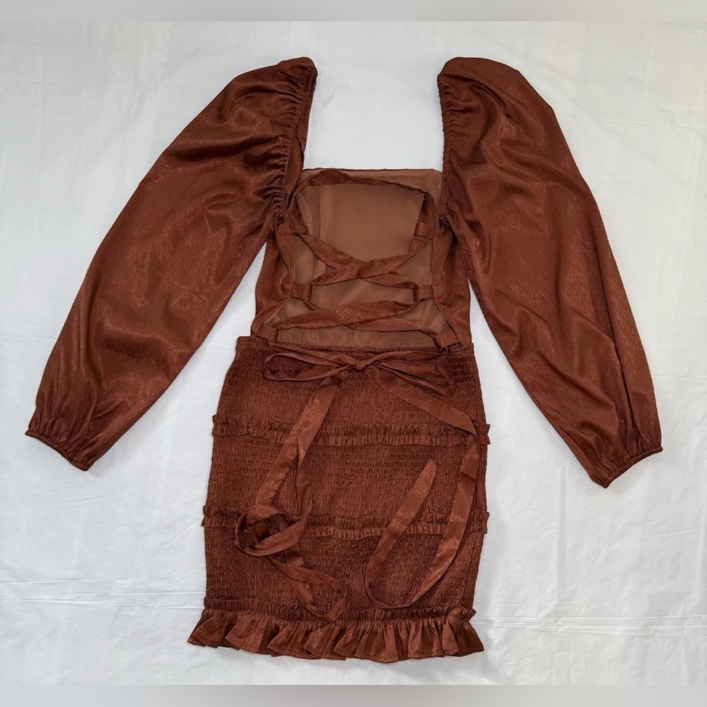 Women's Satin Copper Back Tie Smocked Mini Dress Size M NWOT Bella Mae - Picture 4 of 10